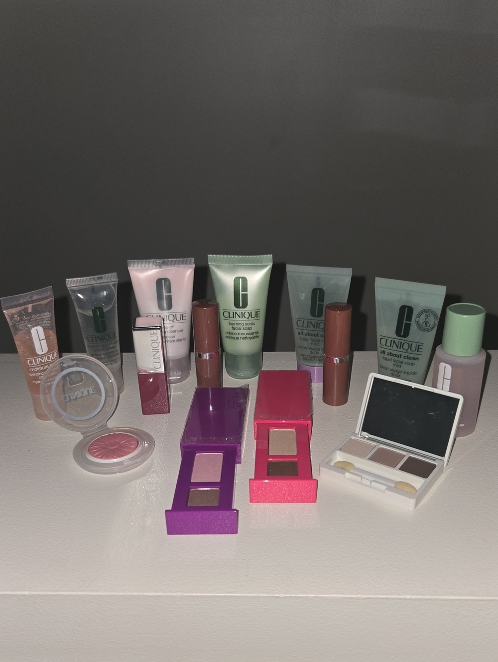Take 50% Off - Clinique Travel Samples - 15 Items
